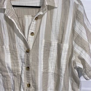 Old Navy Women’s Romper ||  Beige and White Striped || Cotton